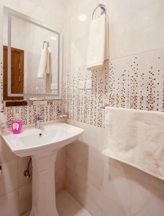 Hotel Arees Beach Rayyis Exterior foto